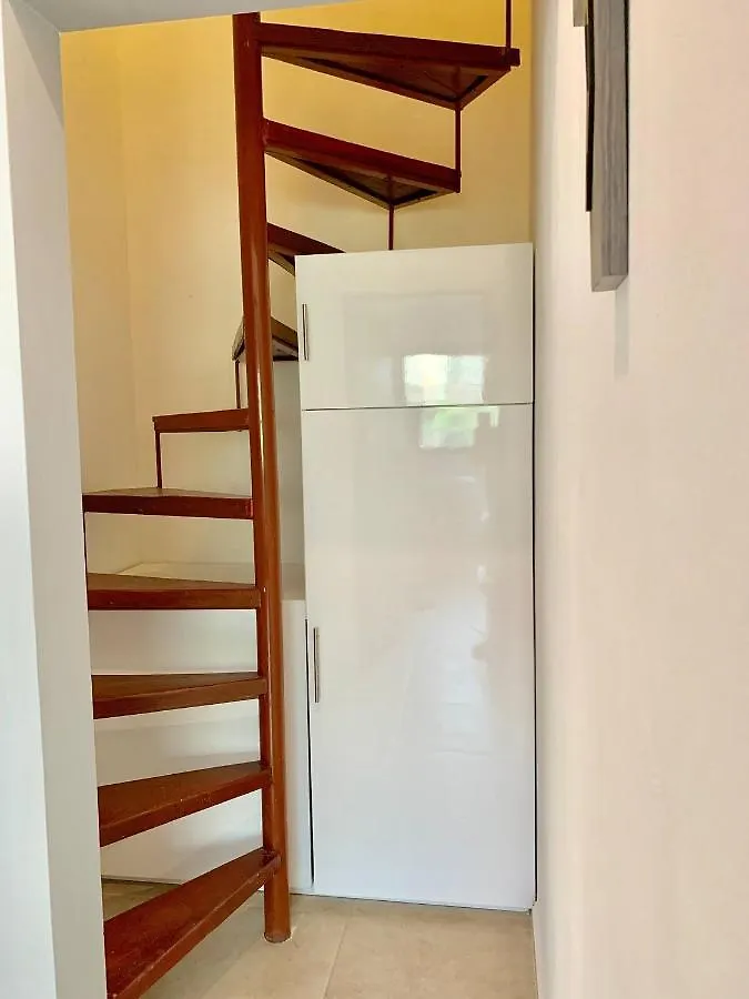 Sleeps 4-6-Amazing 2 Bedroom Ph With Bbq Jacuzzi トゥルム 0*,