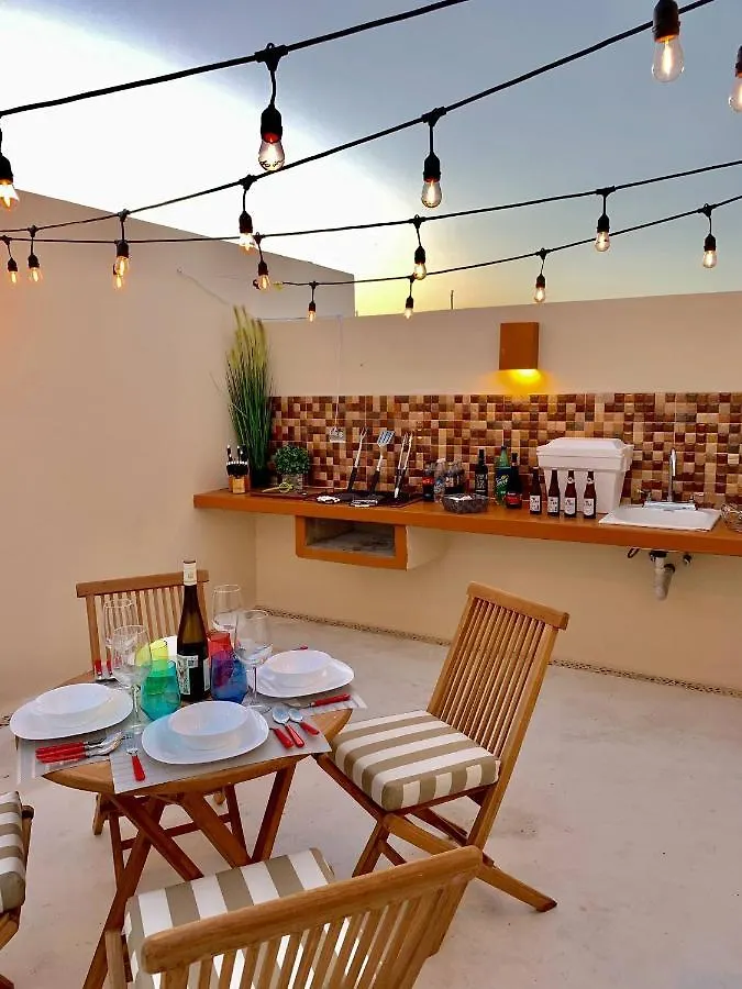 Sleeps 4-6-Amazing 2 Bedroom Ph With Bbq Jacuzzi トゥルム